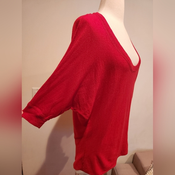 Et Vous Lightweight Wool and Cashmere Mix Tee with 3/4 Sleeves in Red, Size M - Picture 7 of 9
